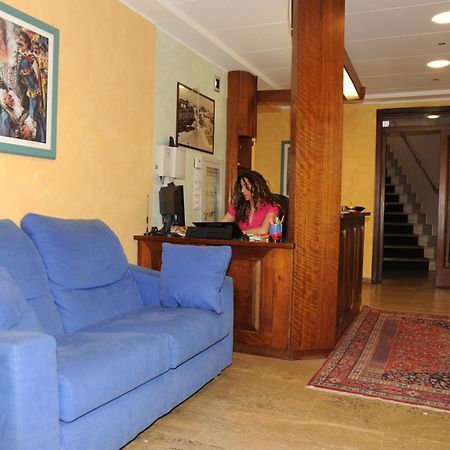Hotel Valentini Inn Foligno Luaran gambar